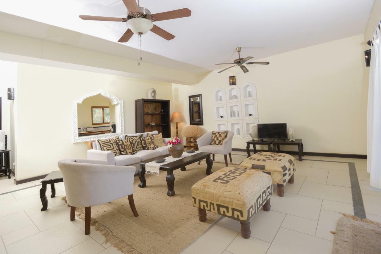 Blue Bay Cove Apartment Watamu Exterior photo